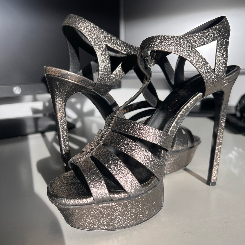 Saint Laurent platform chrome heels size 36.5